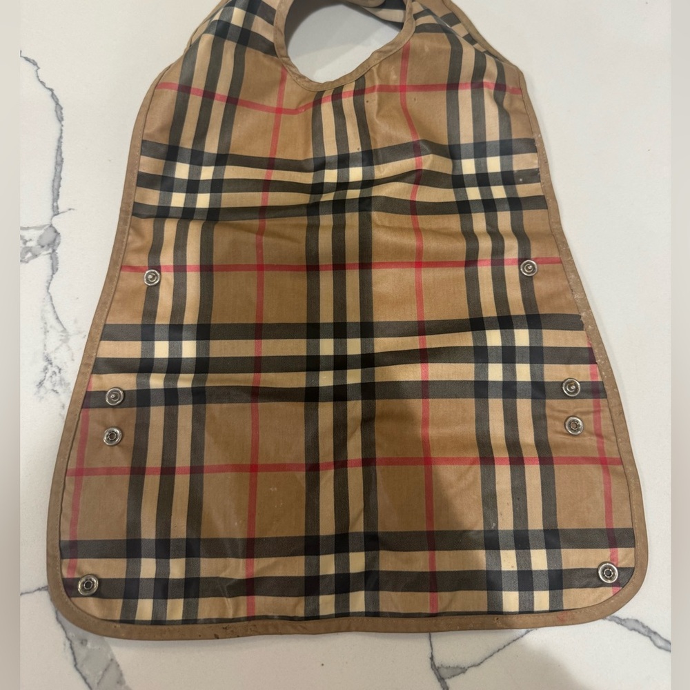 Burberry Bib